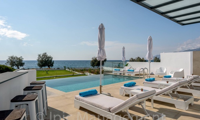 Fragkokastello Villa | Villa Pelagia - Sea Front Villa Pelagia