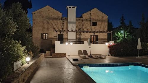 Douliana Villa | Villa Penelope Luxury Retreat for 12 Guests in Crete