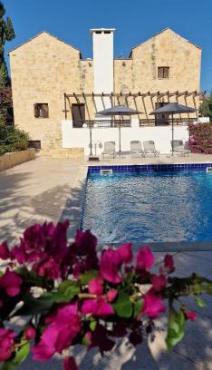 Douliana Villa | Villa Penelope, Space, Peace & Style