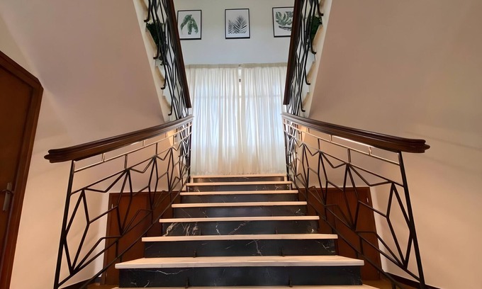 Elizondo Villa | Villa 'Perla Etxea' with Mountain View, Private Terrace and Wi-Fi