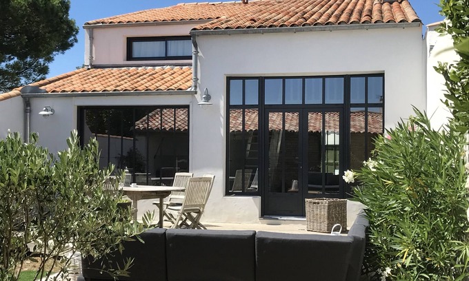 Sainte-Marie-de-Re House | Villa Pigouille, charming 4* on the Ile de Ré, wild beach, market, 4 bikes, wifi