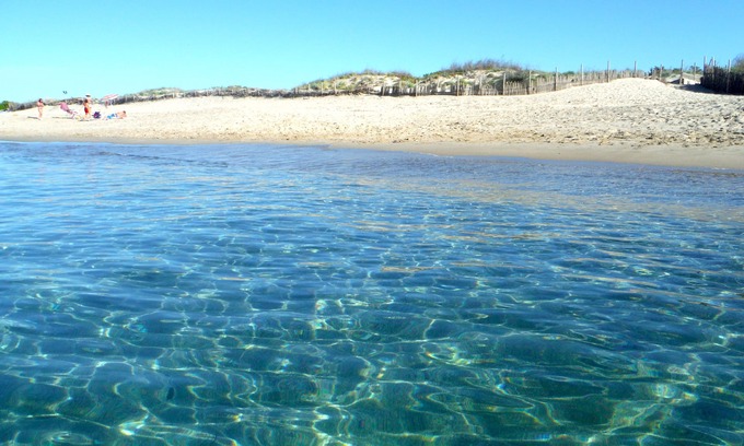 Centro Commerciale Villa | Villa Platamona: exclusive villa with garden 50 mt from the sea of Sardinia.