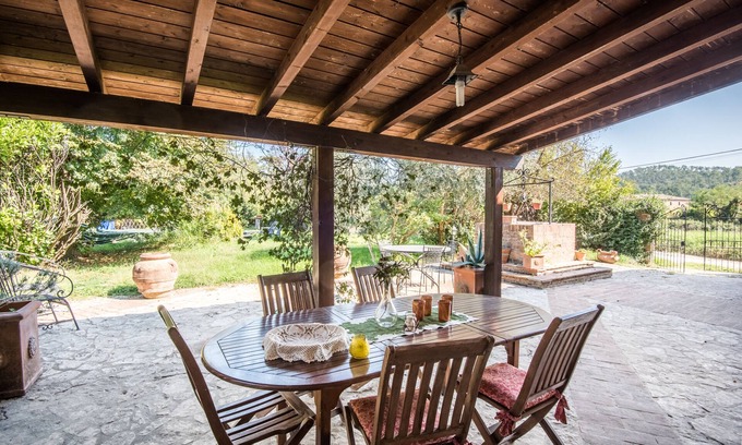 Bollano Villa | Villa "Podere Palazzetto" with Heated Pool & Wi-Fi