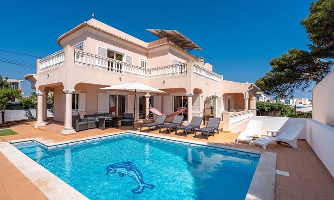 Carvoeiro Villa | Villa Poiso Da Águia with Sea View