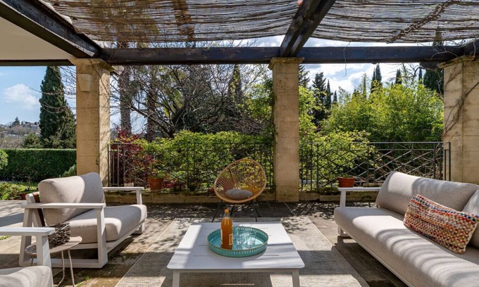 Montferrier-sur-Lez Villa | Villa & pool walking distance to the village