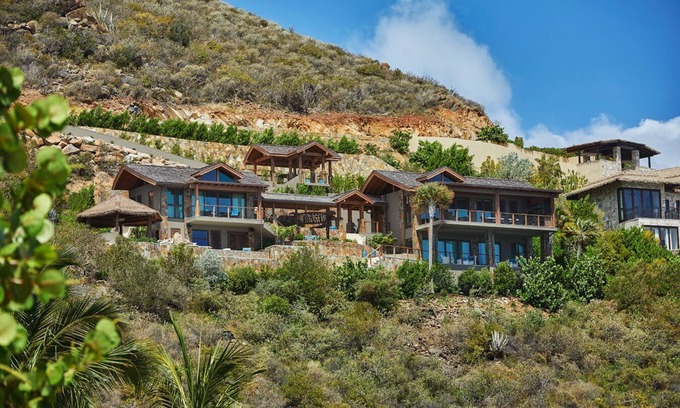 North Sound Villa | Villa Poseidon’s Perch by Fantasia Villas