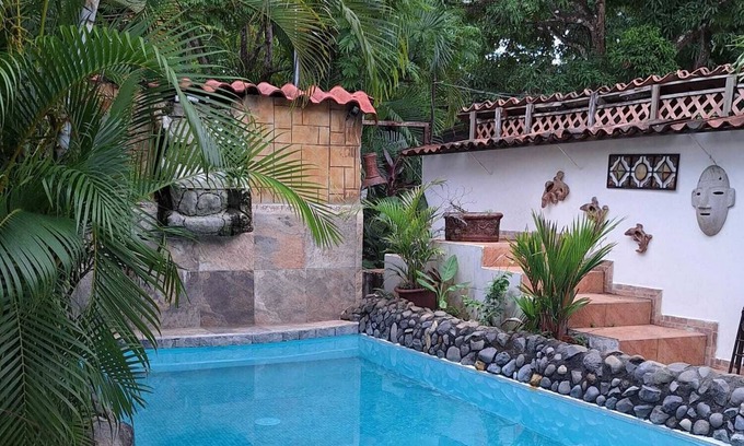 Carmen Villa | Villa Privada con Piscina Orotina
