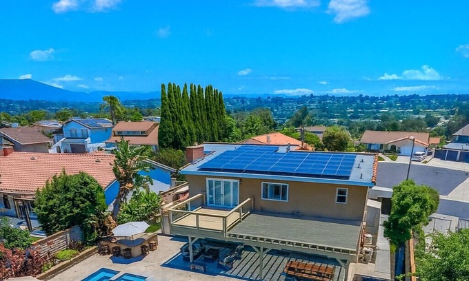 Mission Viejo Villa | Villa, Private Heated Pool, Spa, Outdoor Kitchen, BBQ, Disneyland, Beaches