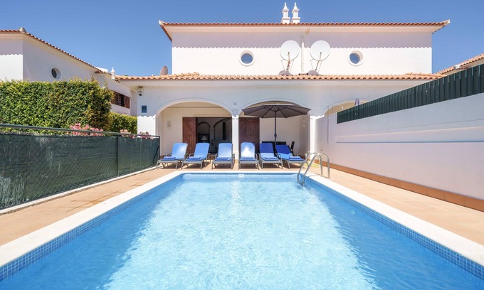 Vale do Lobo Villa | Villa private pool, free WiFi, SKY TV & A/C in tranquil location of Vale do Lobo