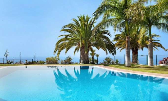 Playa de Santiago Villa | Villa "Pueblo Don Thomas" with Mountain View, Wi-Fi, Pool, Garden & Terrace