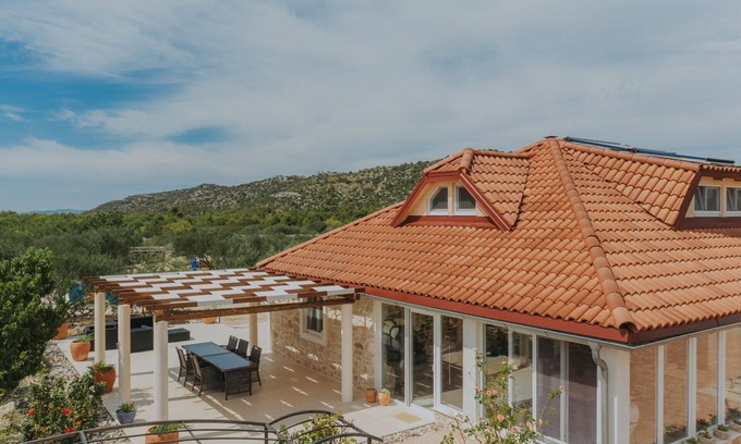 Vodice Villa | Villa Red Hacienda with Pool