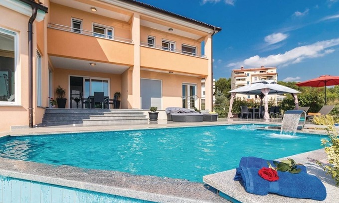 Vintijan Villa | Villa Relax - Pool, Sauna, Gym, Jacuzzi, Games