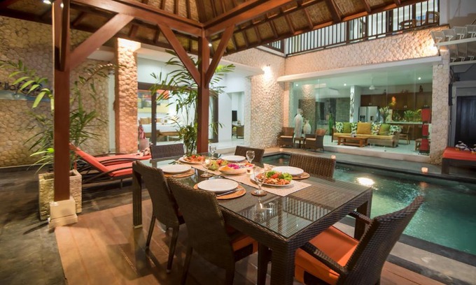 Batubelig Villa | Villa Rendezvous Bali