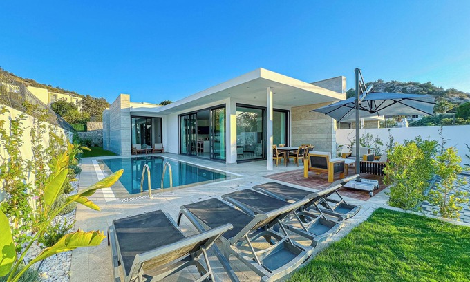 Dagbelen Villa | Villa Romeo