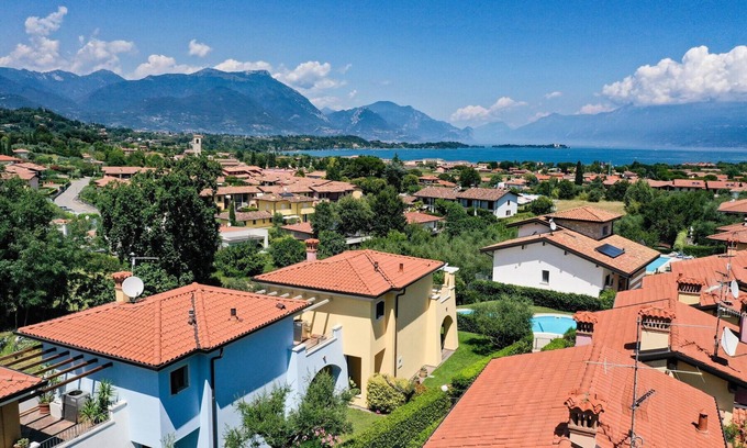 Pieve Vecchia House | Villa Rosa, cozy house with shared pool