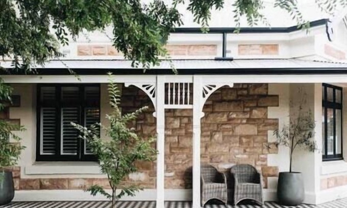 Toorak Gardens House | Villa Rose - A Modern Classic Home Close to City Center