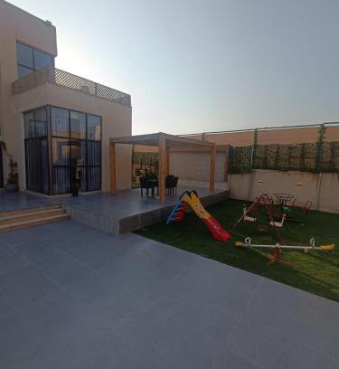 Al Jizah Ski Chalet | Villa rotana airport road
