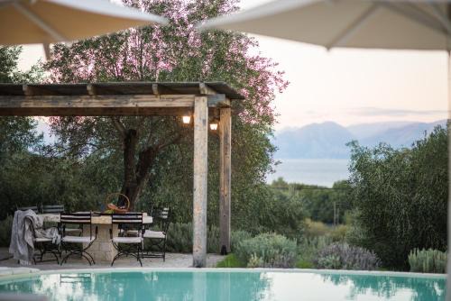 Petaleia Villa | Villa Sania