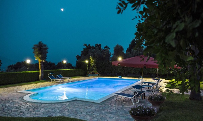 Eboli Villa | Villa Santimone