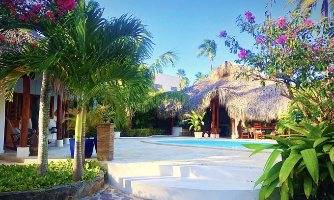 Las Terrenas Villa | Villa Saralena: Private tropical oasis. Only 50 meters from best beach in town!
