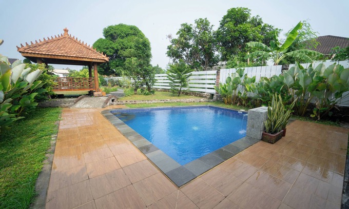 Prambanan Villa | Villa Sawah Prambanan