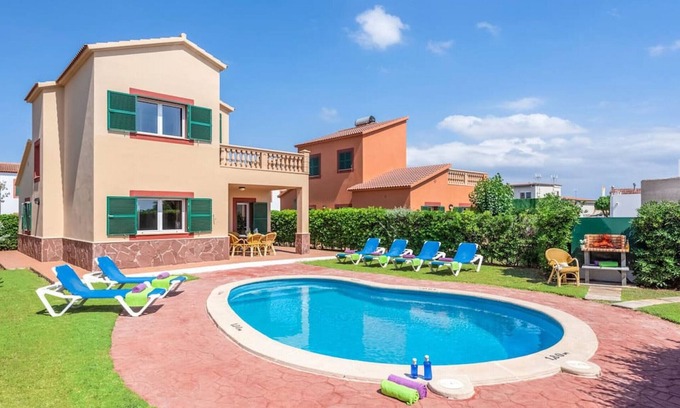 Los Delfines Villa | Villa Sea Garden · Villa Sea Garden. 250 mts de la playa. Menorca