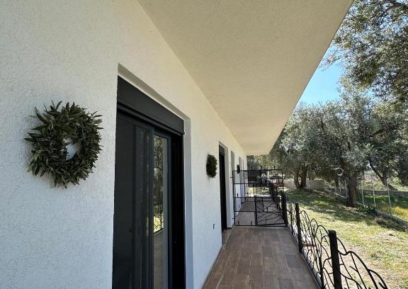 Borsh Apartment | Villa Shega