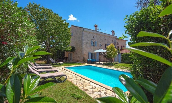 Stranici kod Lovreca Villa | Villa Sherpa by Villas Guide
