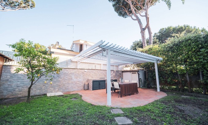Fregenae Villa | Villa 'Silvia A Fregene' with Private Terrace, Wi-Fi and Air Conditioning