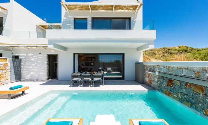Plakias Villa | Villa Smili- Naiades Plakias/3 bedrooms,luxury,beachfront