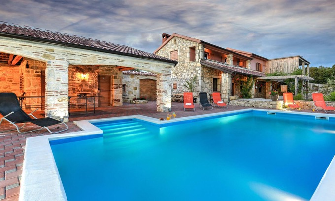 Posedarje Villa | Villa Smilje ZadarVillas