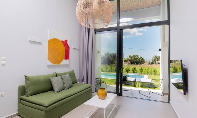 Ilida Villa | Villa Sofia with pool view