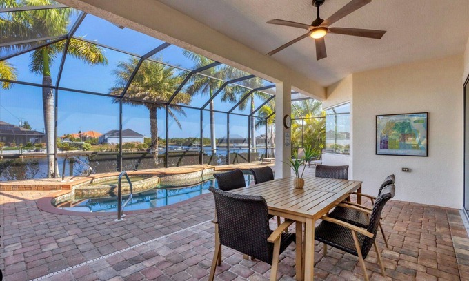 South Gulf Cove House | Villa Sol South Gulf Cove! Pool/Spa Waterfront Canal w Dock
