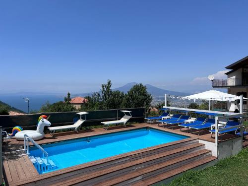 Piazza-Tralia-Pendolo Apartment | Villa Somma Apartments