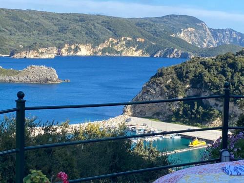 Lakones Villa | Villa Stephanie