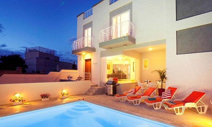 High Ridge Villa | Villa Sunnyside