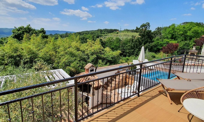 Sveti Donat Villa | Villa Sveti Donat is located in the heart of Istria, surrounded by mountains