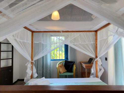 Dickwella Villa | Villa Tamarind Shade - Talalla