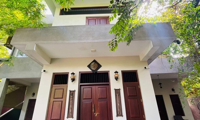 Anuradhapura Villa | Villa Tambaka Retreat