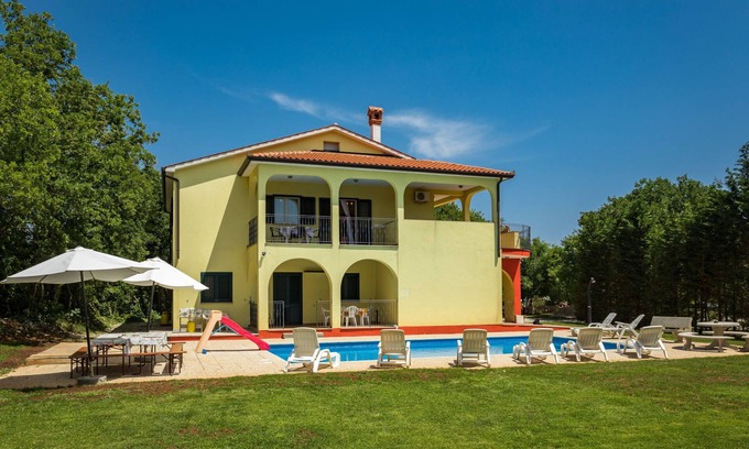 Strmac House | Villa Tanne by Interhome