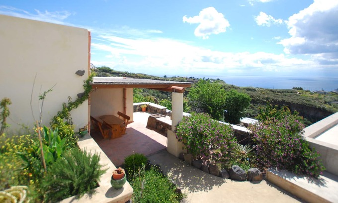 Pianoconte House | villa Terasia santa margherita lipari