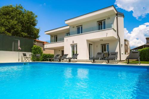 Nova Vas House | Villa Tonka