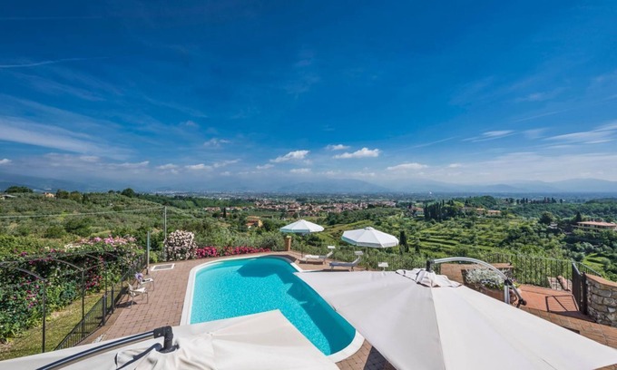 Casalguidi Villa | Villa Topazio - Seven Bedroom Villa, Sleeps 14