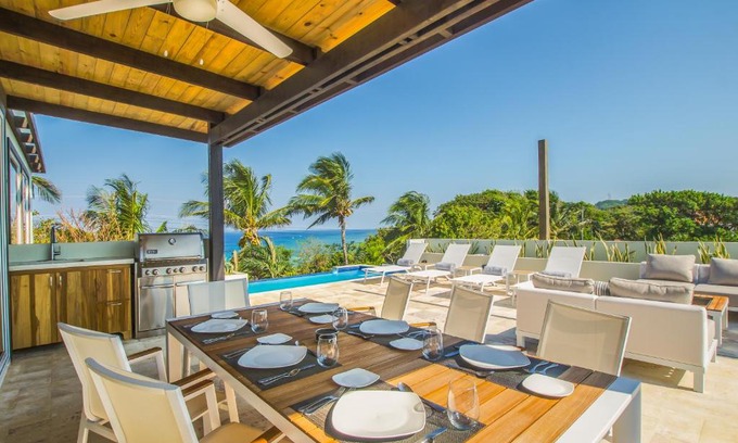 Lighthouse Estates House | Villa Topaz Above West Bay with 360 Degree Views!