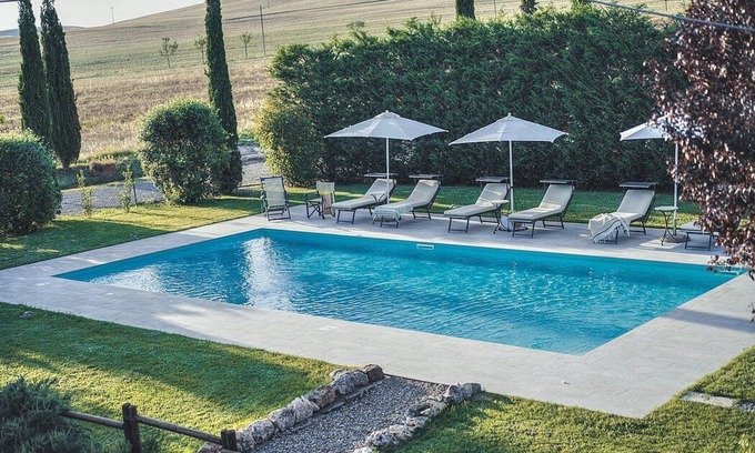Gallina House | Villa Tre Civette: A characteristic and welcoming apartment that is part of an ancient country house located in the heart of the Val d'Orcia, with Free WI-FI.