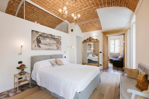Bra Bed & Breakfast | Villa Trisano