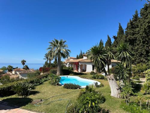 Salobrena Villa | Villa Tropical Dream