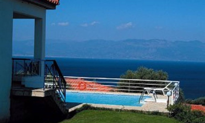 Messini Villa | Villa Urania - with private swimming pools. EOT Licensed. Kalamaki Villas