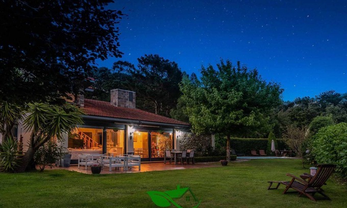 Nueva House | Villa Vacacional Coto Blanco