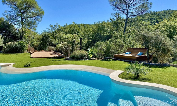 Neoules Villa | VILLA VACANCES